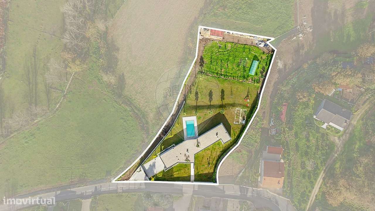 Moradia T4 para venda - Grande imagem: 2/50