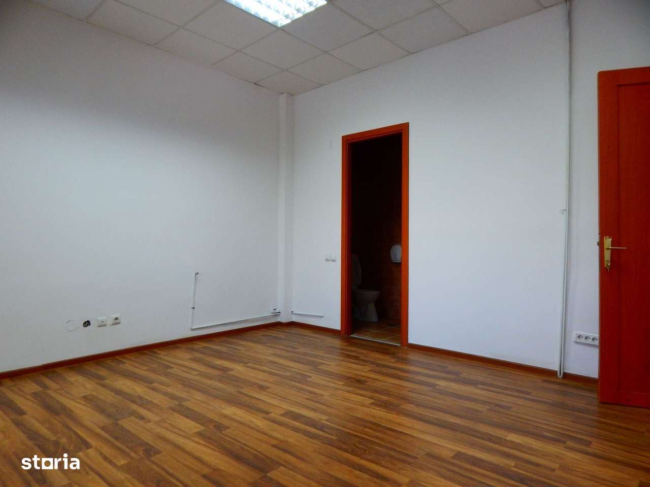 Clădire -Ion Mihalache–ideală pentru clinică, birouri sau servicii - Imagine principală: 5/20