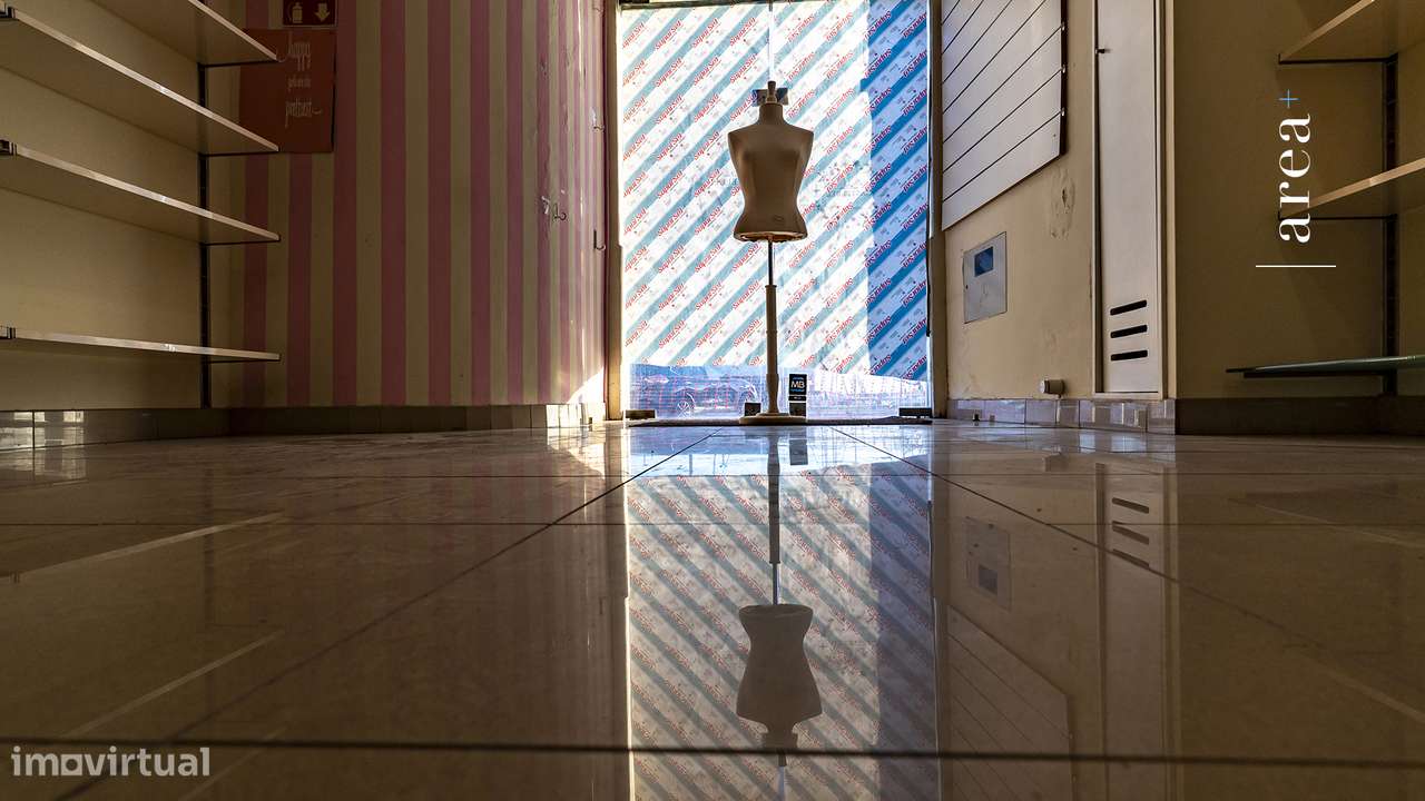 Imóvel Exclusivo | Loja do Paço - Marina-13