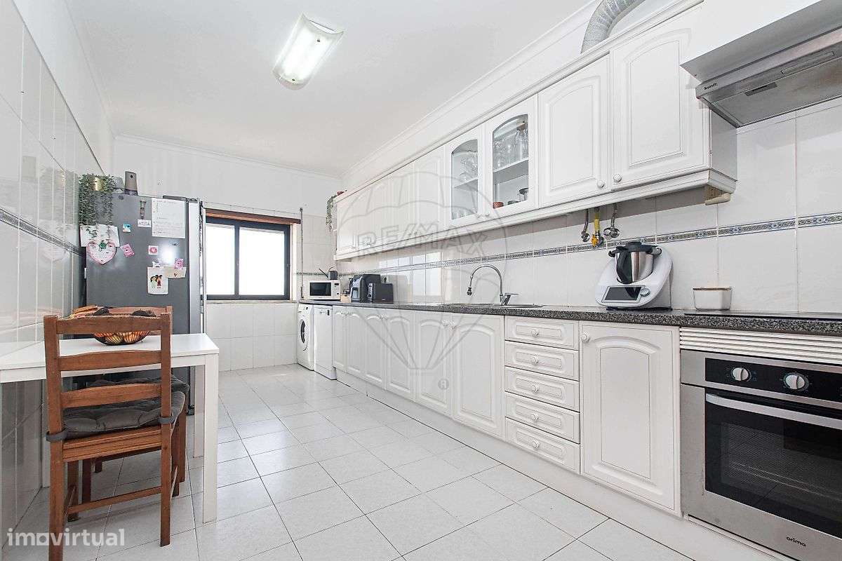 Apartamento T2 Duplex c/ terraço-3