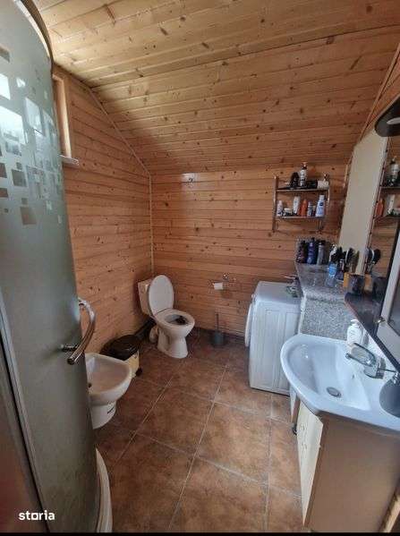 Vând casa Carcea - Imagine principală: 5/7