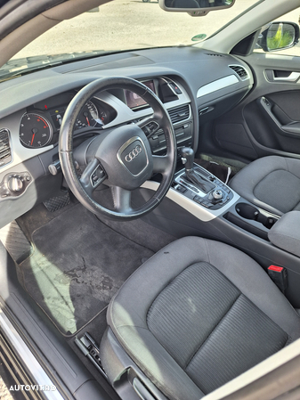 Audi A4 Avant 2.0 TDI DPF multitronic Attraction - 15