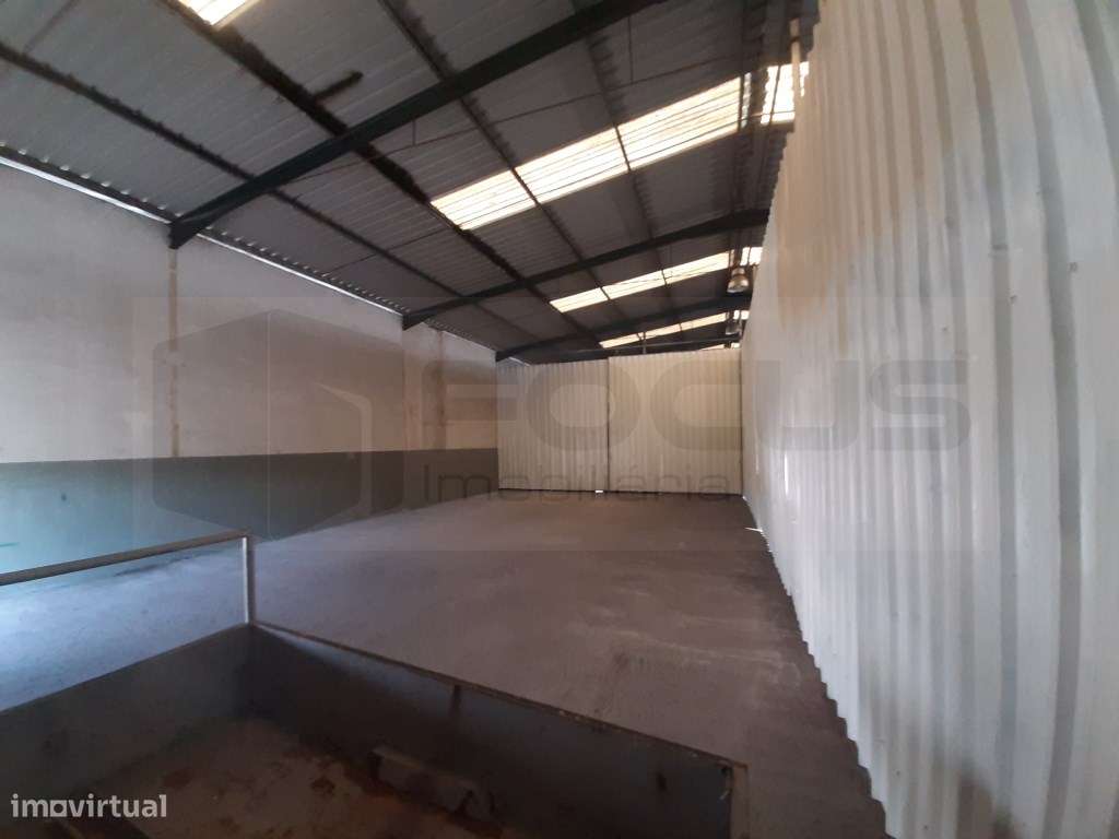 Armazém para arrendamento - Zona Industrial de Vagos - Grande imagem: 4/7