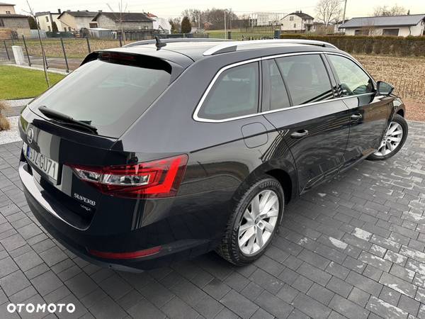 Skoda Superb Combi 2.0 TDI 4x4 DSG Ambition - 11