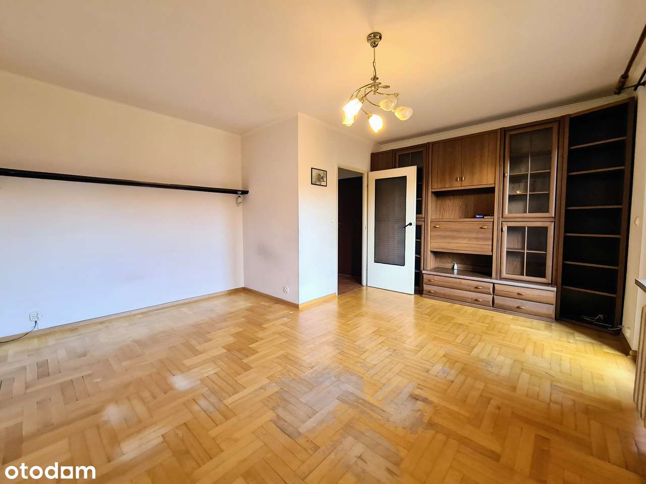 3-4 pokoje, blisko metra, 2 miejsca i duża komórka w cenie!-2