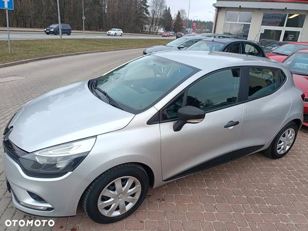 Renault Clio 1.5 dCi Alize - 11