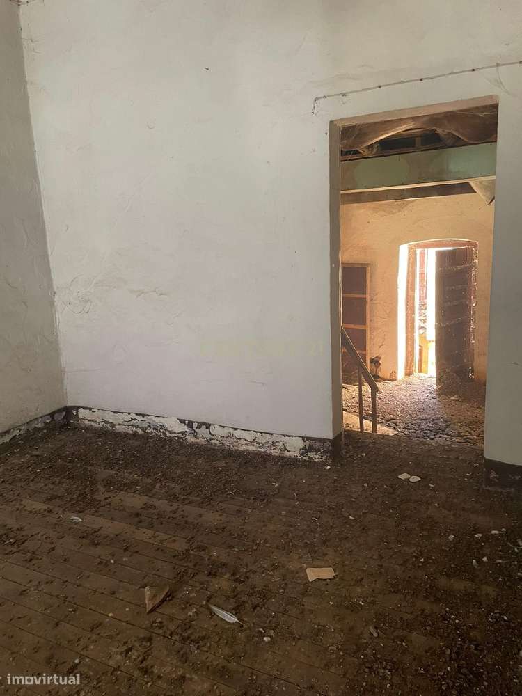 Moradia, 320 m², Fronteira - Grande imagem: 5/22