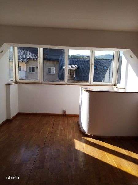 Apartament de vanzare - Imagine principală: 4/8