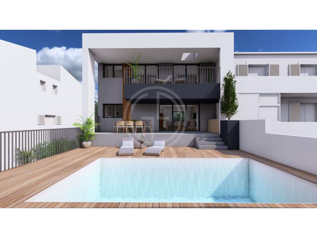 Moradia Unifamiliar com Piscina e Garagem-46