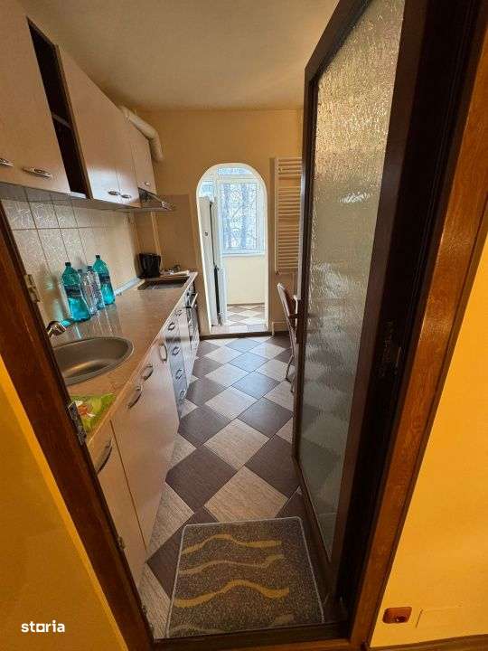 Mobilat. Apartament 2 camere conf.1 decomandat, Dorobantilor, etaj 3/4 - Imagine principală: 4/12