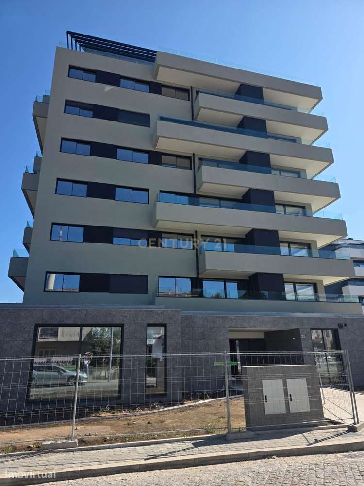 Apartamento T2 com Vista Panorâmica em Vila Nova de Gaia!-42