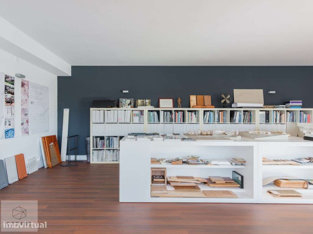 Moradia com vista mar no centro do Estoril-43