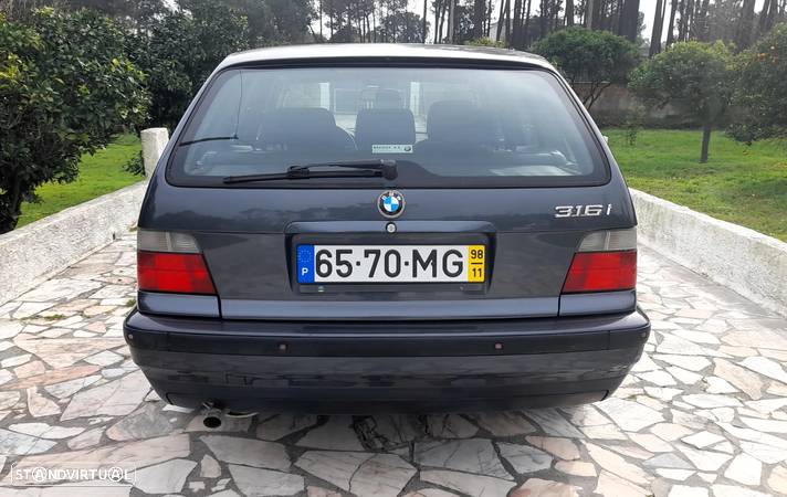 BMW 316 i Touring - 8