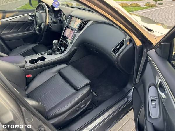 Infiniti Q50 Q50S Hybrid AWD Sport - 15