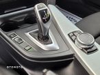 BMW Seria 3 320d Touring Modern Line - 27