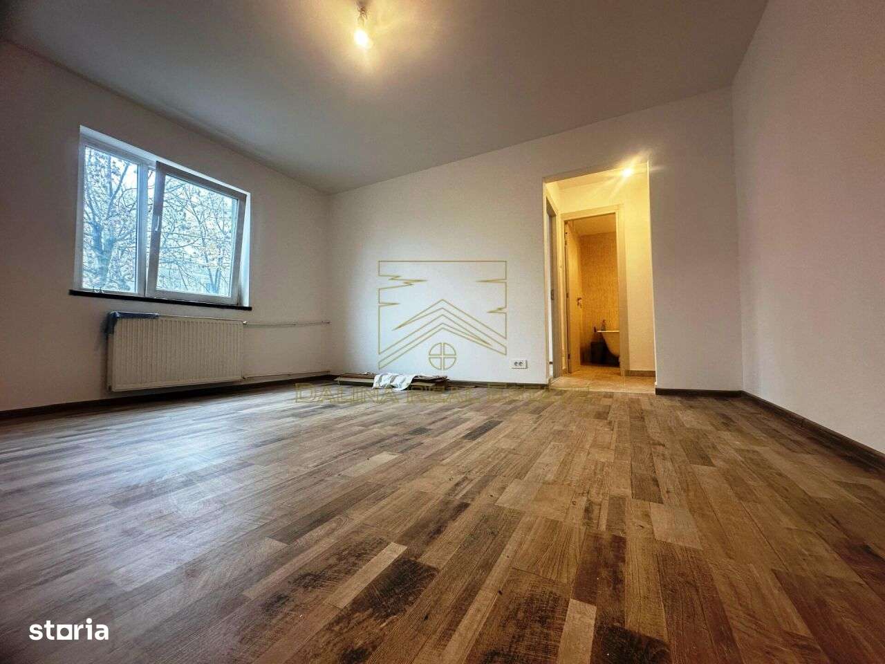 Vanzare Apartament - 2 Camere - Renovat - Imagine principală: 2/11