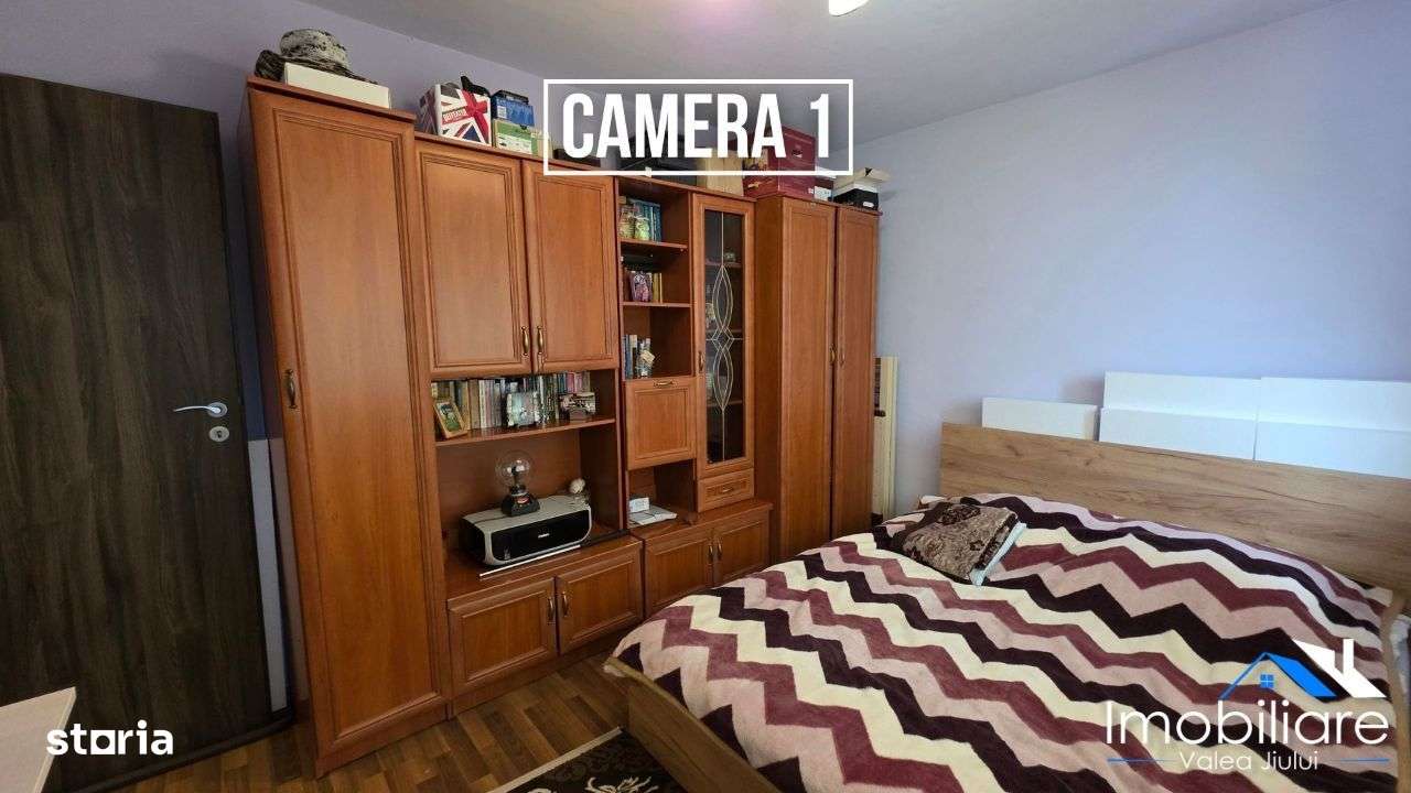 Apartament 2 camere – Lupeni, str. Parângului - Imagine principală: 2/9