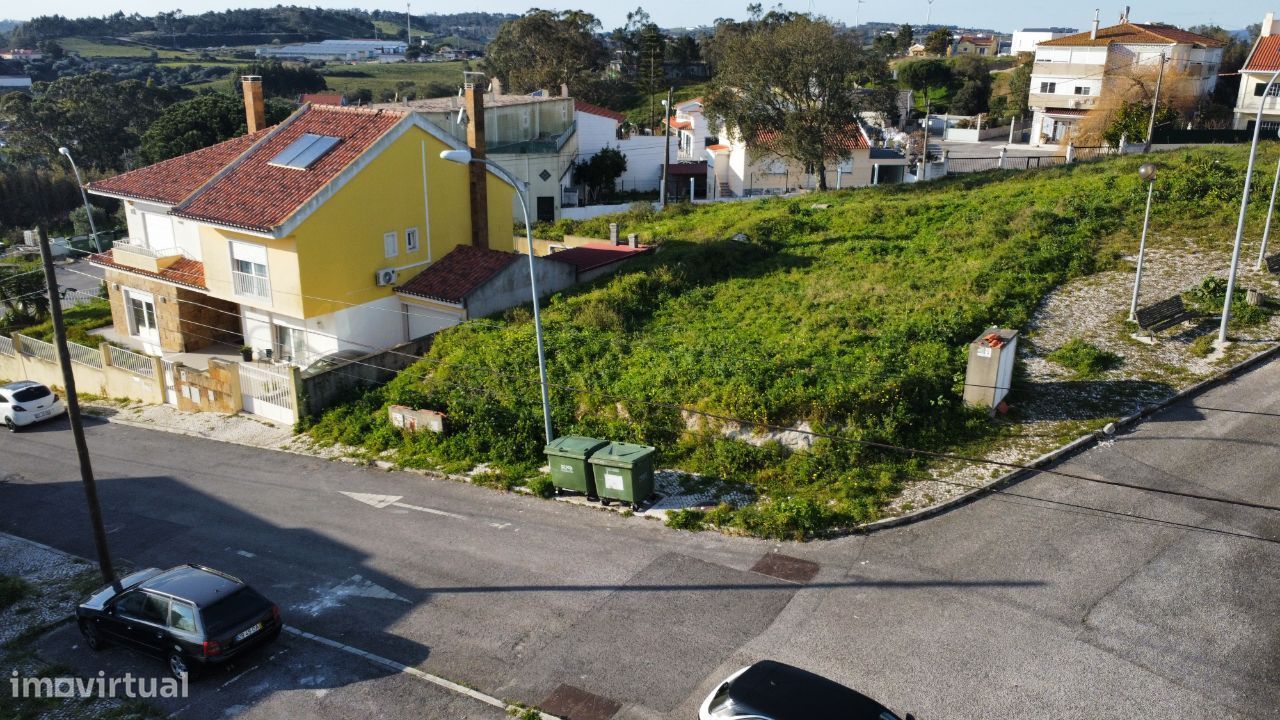 Lote de terreno urbano com 400m2 localizado em Dona Maria