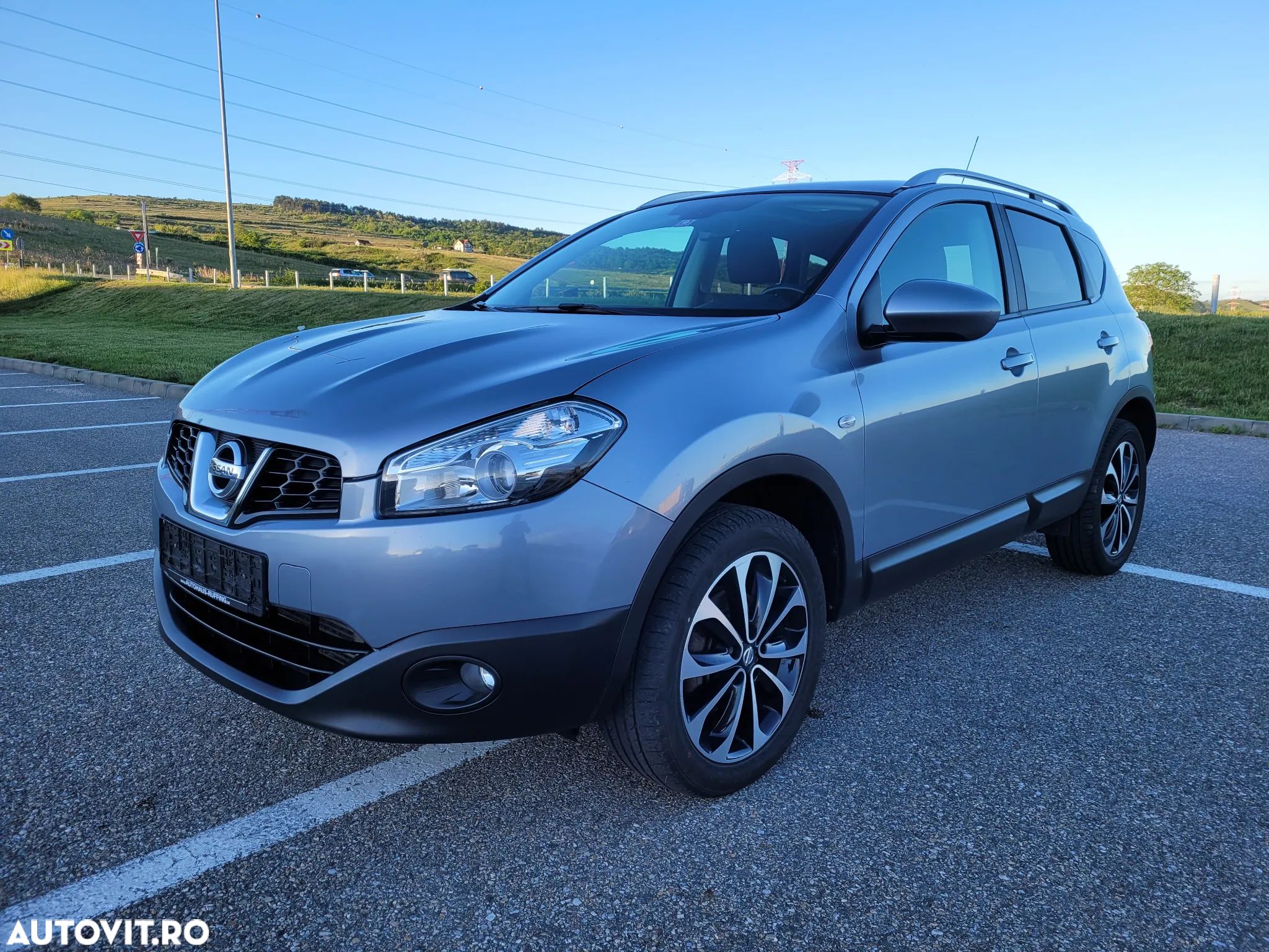 Nissan Qashqai 2.0 dCi 4 x 4 DPF I-Way - 1