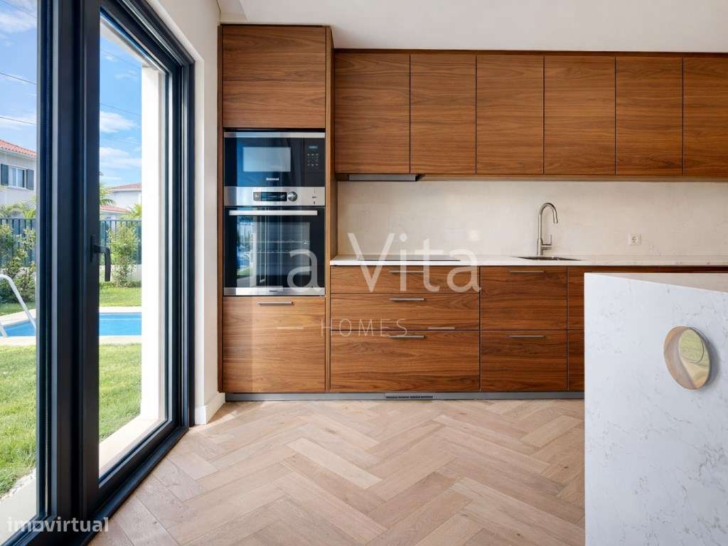 Moradia Isolada T4, com piscina e jardim no Cobre, em Cascais.-8