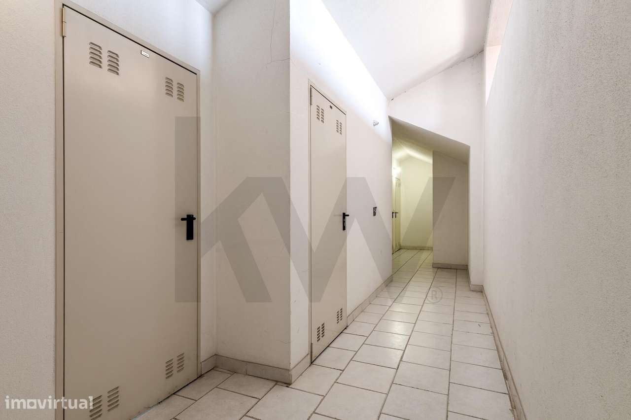 Apartamento T2 Rés-do-Chão com arrecadação, no Pinhal Novo-23