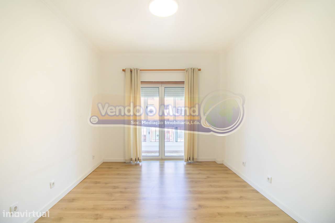 Apartamento T3 em Sintra (LXSIN024)-26