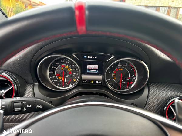 Mercedes-Benz A 45 AMG 4MATIC Aut. - 12