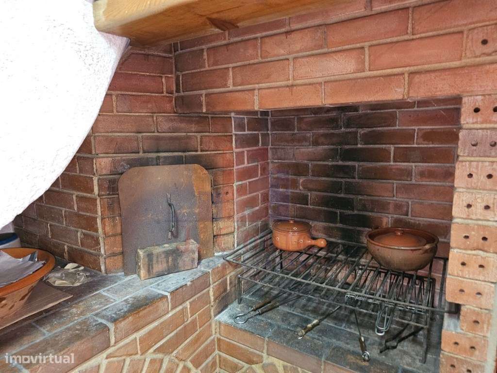Moradia Geminada V5 - Espaço, Conforto e Qualidade de Vida em Calda...-37