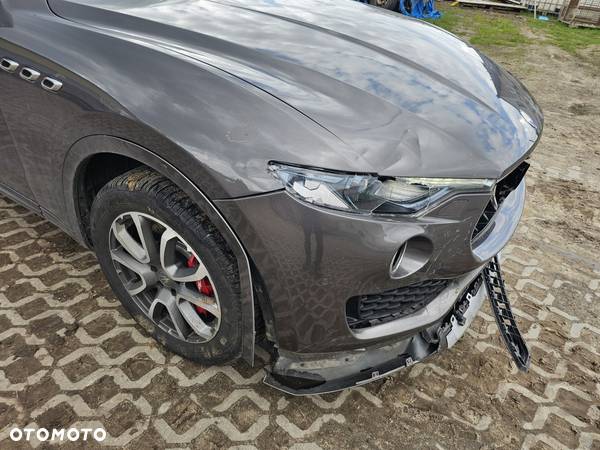 Maserati Levante S Q4 - 4