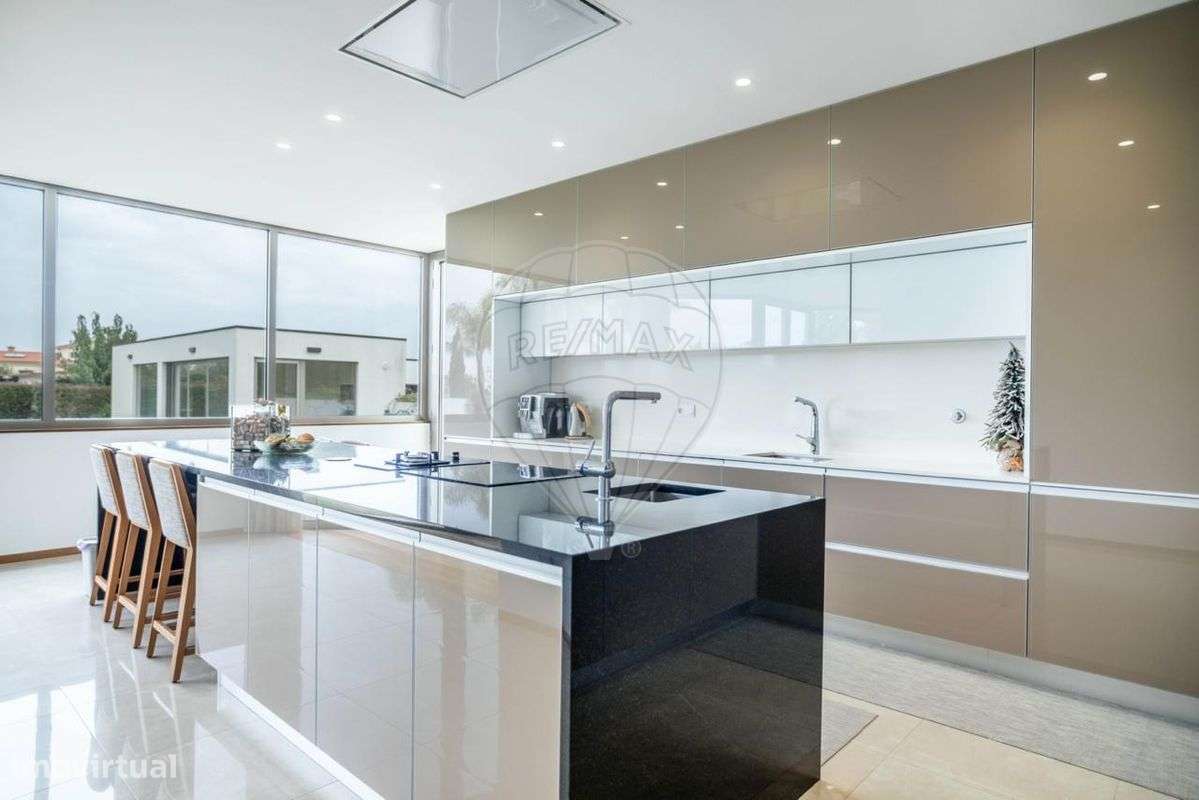 Moradia T4 para venda - Grande imagem: 4/50