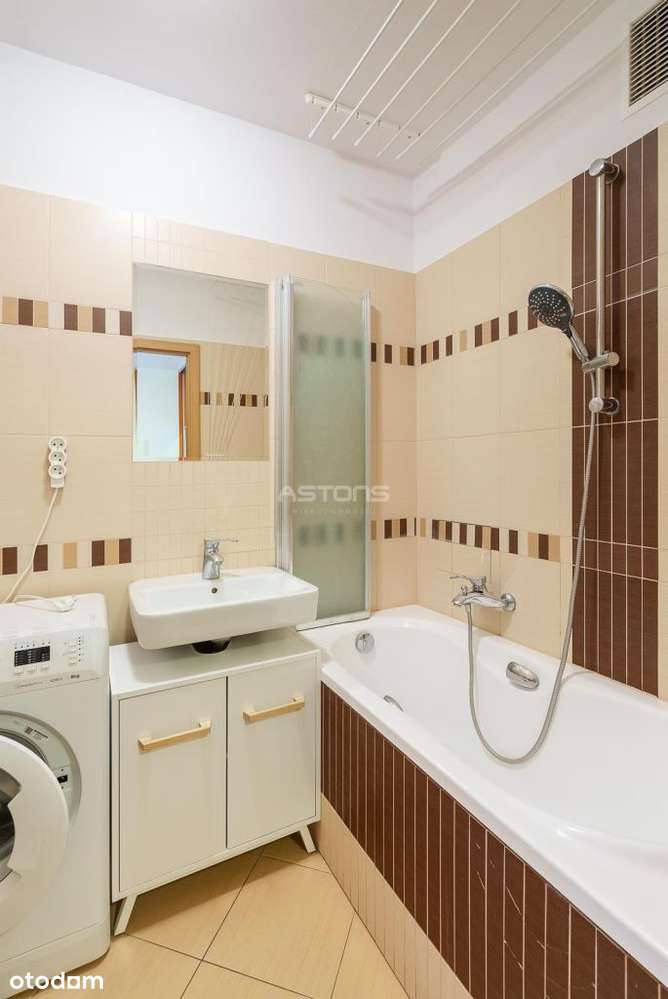 Znakomite Mieszkanie Na Piątkowie!-6