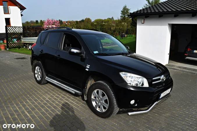 Toyota RAV4 2.2 D-4D Premium - 7