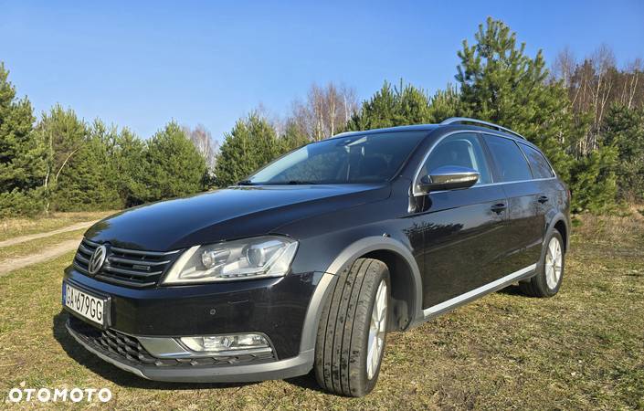 Volkswagen Passat Alltrack 2.0 TDI 4Motion DSG BlueMotion Tec - 2