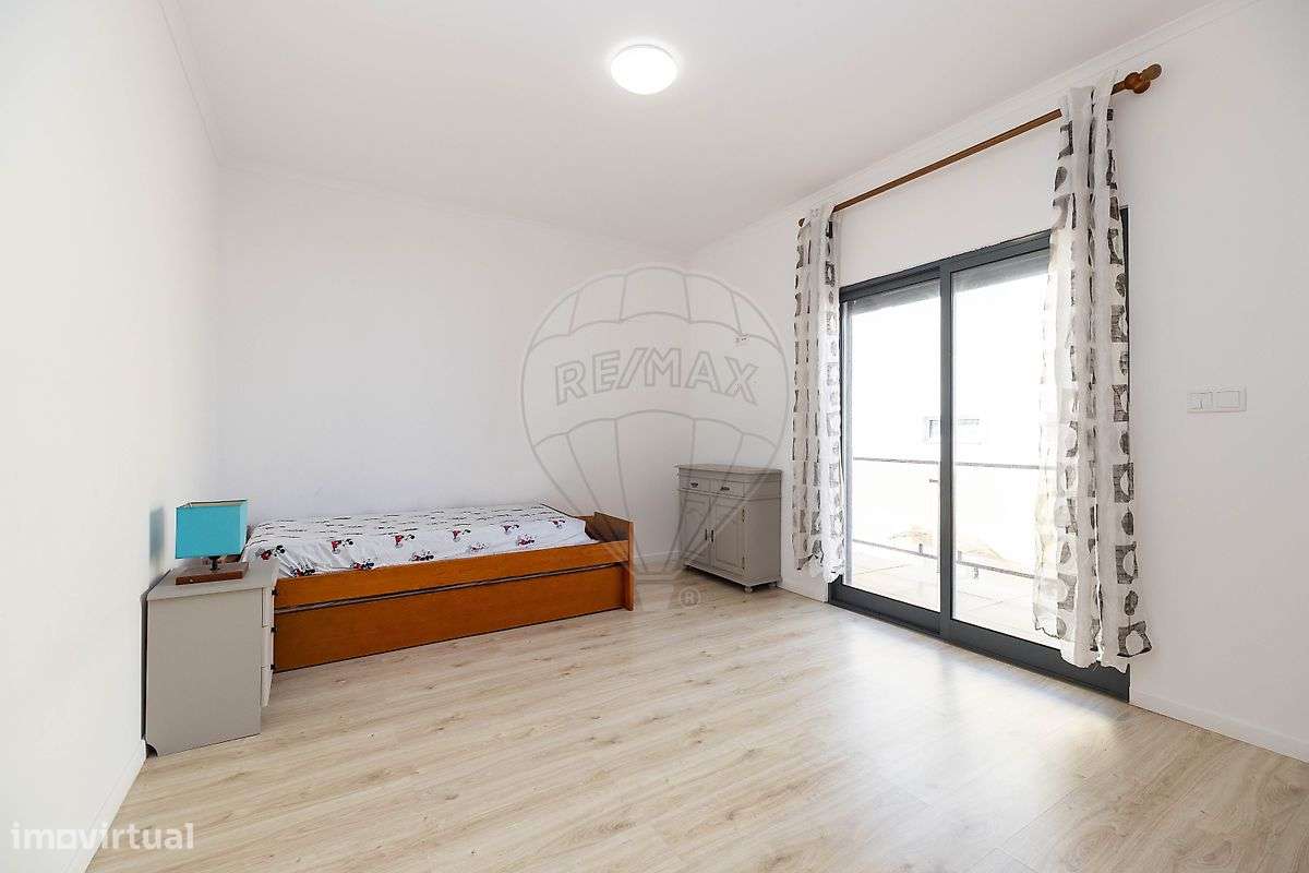 Moradia T5 para venda-15