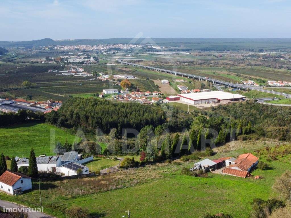 Moradia T1 e Terreno Urbano, Maiorga - Grande imagem: 5/10