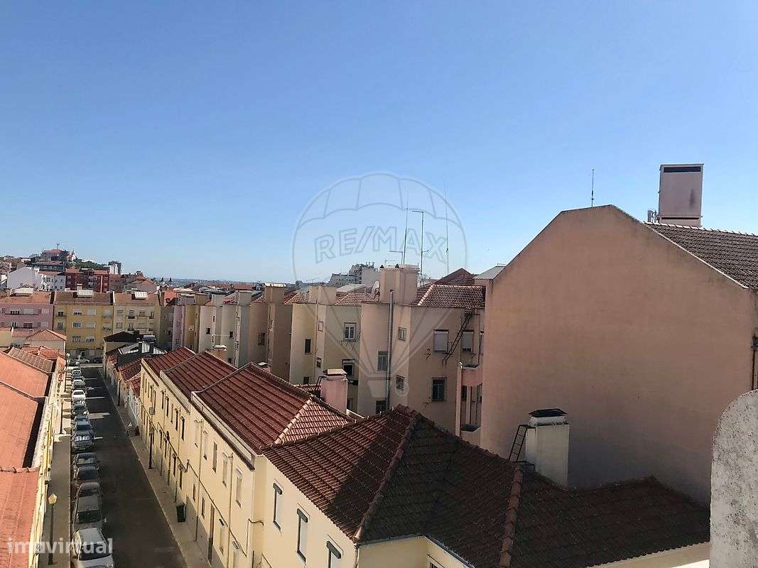 Apartamento T2 para arrendamento - Grande imagem: 4/32