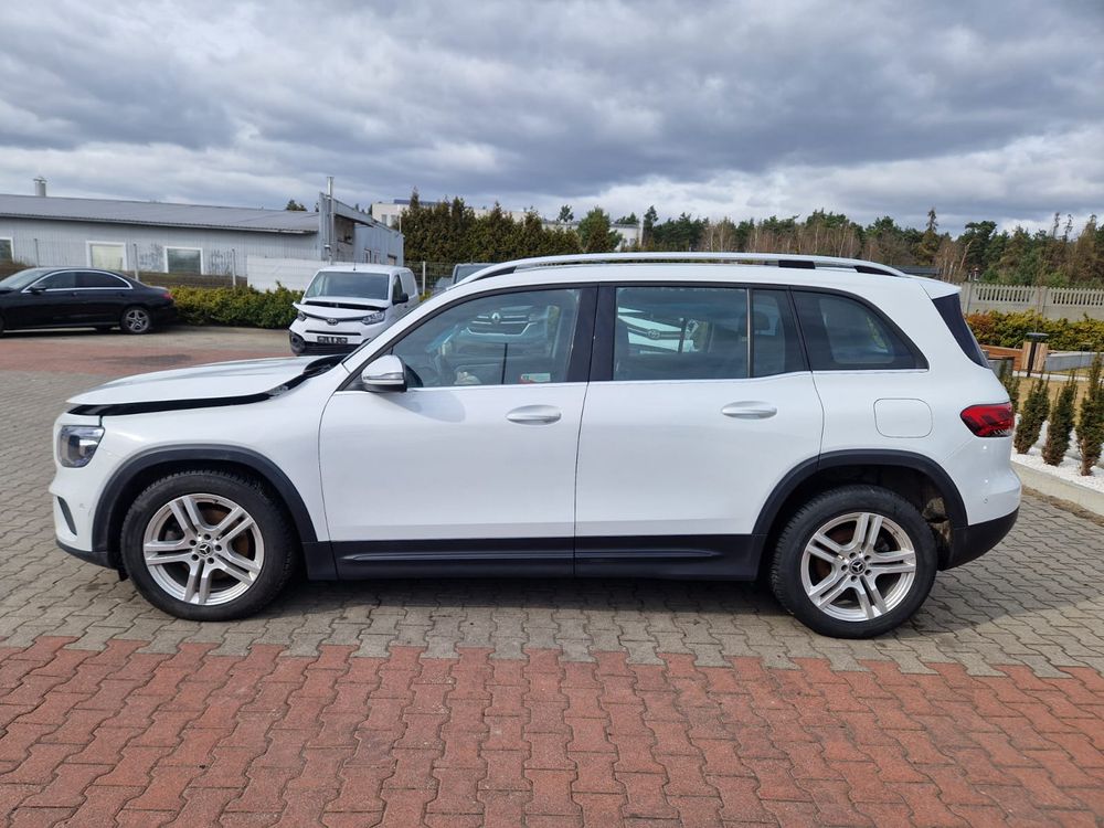 Mercedes-Benz GLB 200 Progressive 7G-DCT 2022