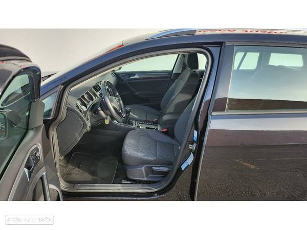 VW Golf Variant 1.6 TDi Confortline - 4