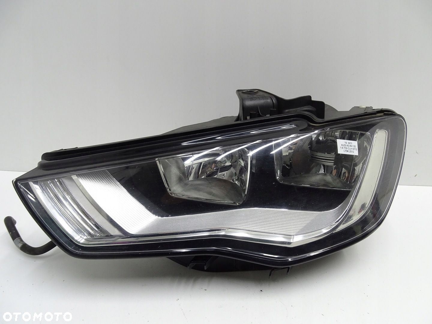 LAMPA LEWY PRZÓD LEWA PRZEDNIA 8V0941003A AUDI A3 8V UK - 1