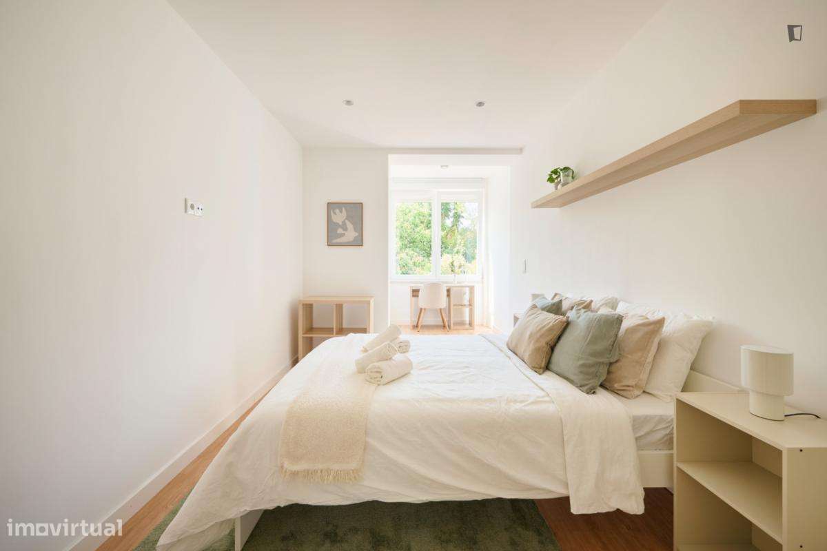 Quarto - localizado em Alameda Lisbon - Grande imagem: 3/45