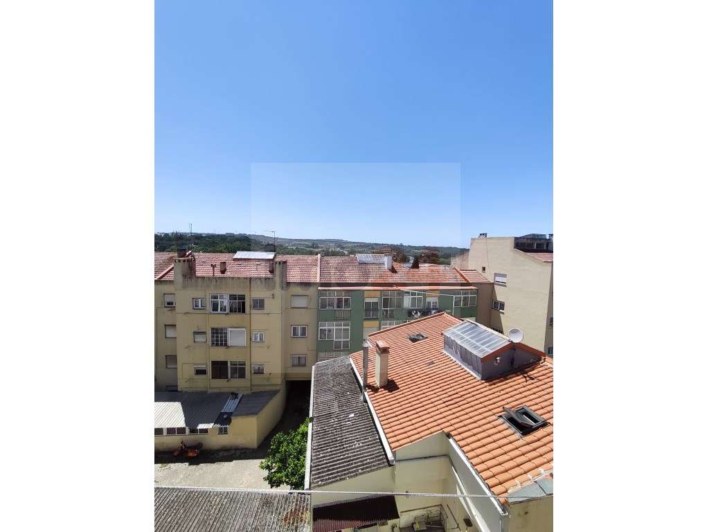 Apartamento T2 + 1 no Centro Queluz 4 Caminhos-0