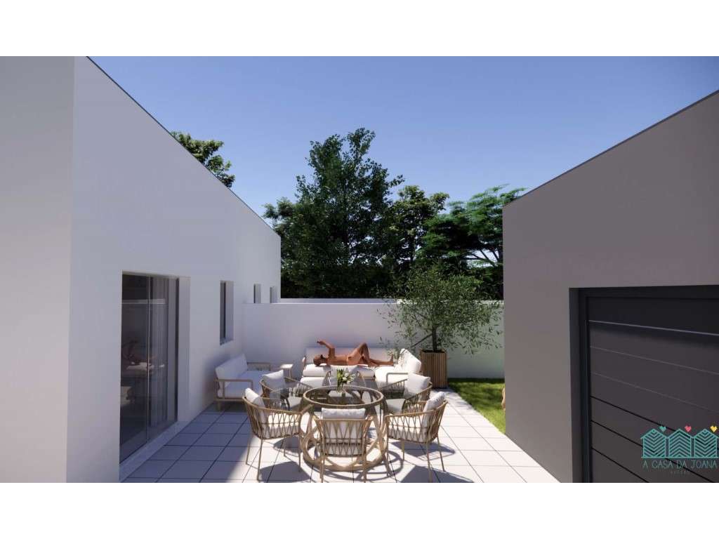 Moradia T3+1 com Garagem Fechada em São Bernardo - Grande imagem: 2/30