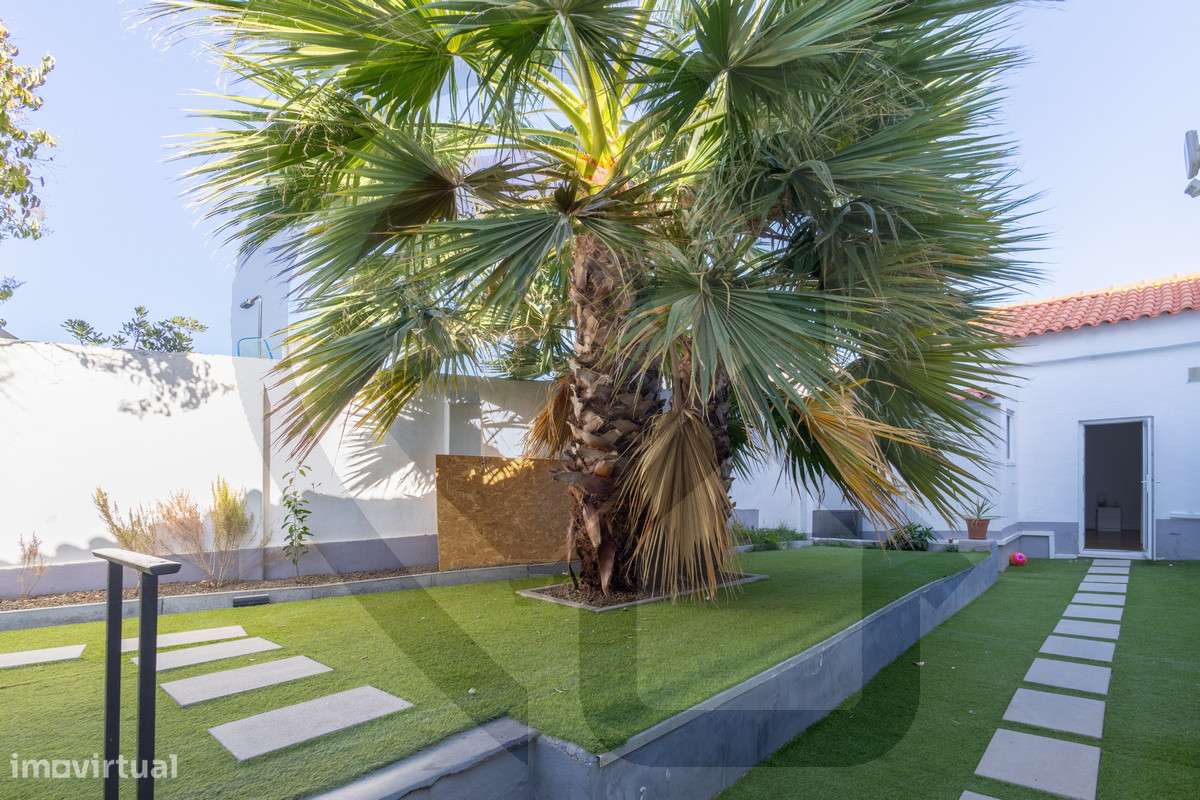 Prédio para Investimento no Centro Histórico de Évora-47