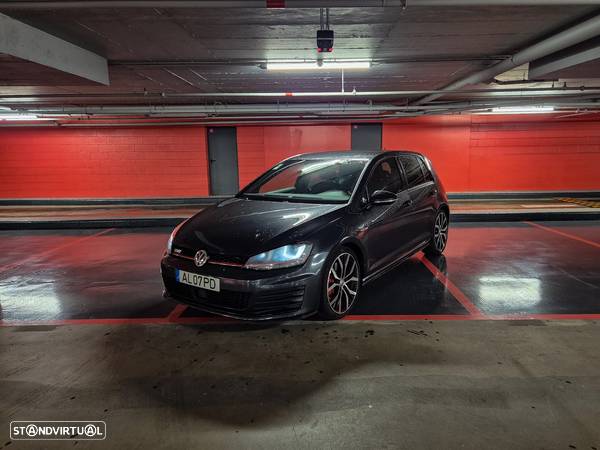 VW Golf 2.0 TSi GTi Performance - 5