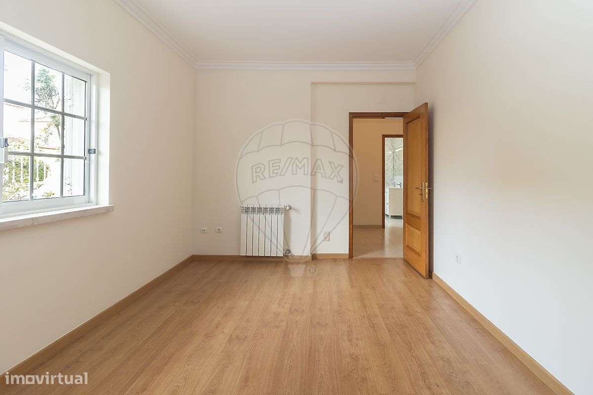 Moradia T4 nas Casas de Azeitão-16