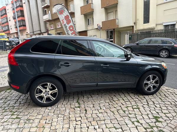 Volvo XC 60 2.4 D3 Geartronic - 6