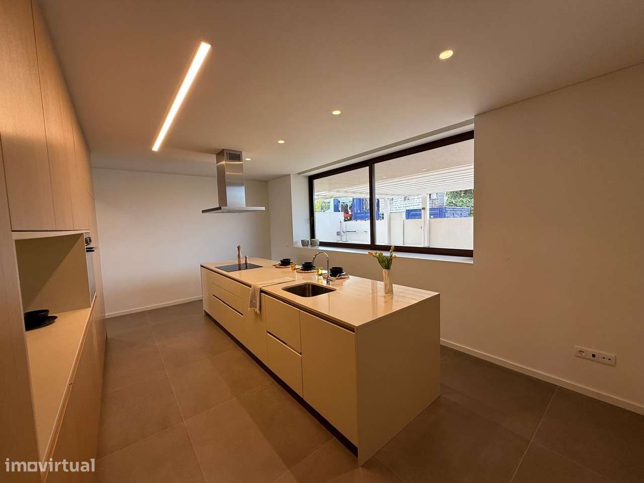 Moradia contemporânea V3 - Grande imagem: 4/14