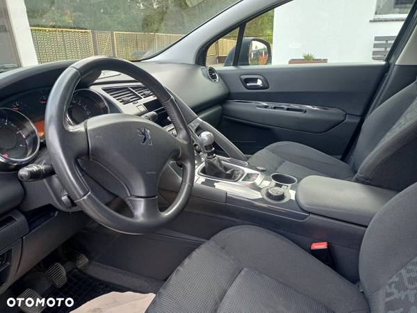 Peugeot 3008 1.6 HDi Premium - 15