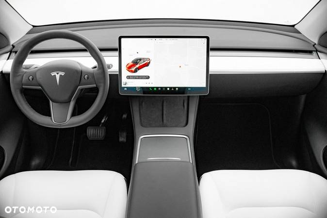 Tesla Y Long Range AWD - 19