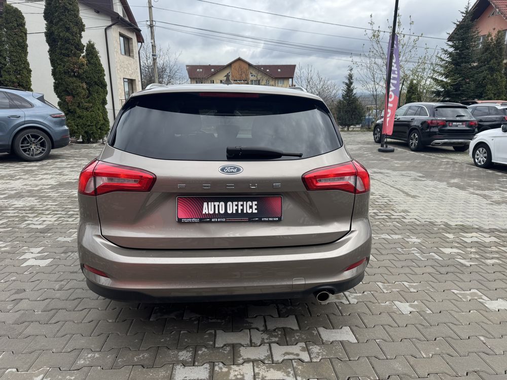 ford focus   1 0 ecoboost active business